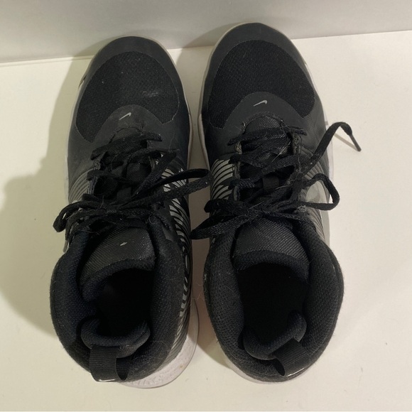 Nike Women's 6.5 Black Athletic Shoes - Picture 3 of 7